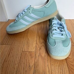 adidas Mint Green Casual Sneakers with White Stripes